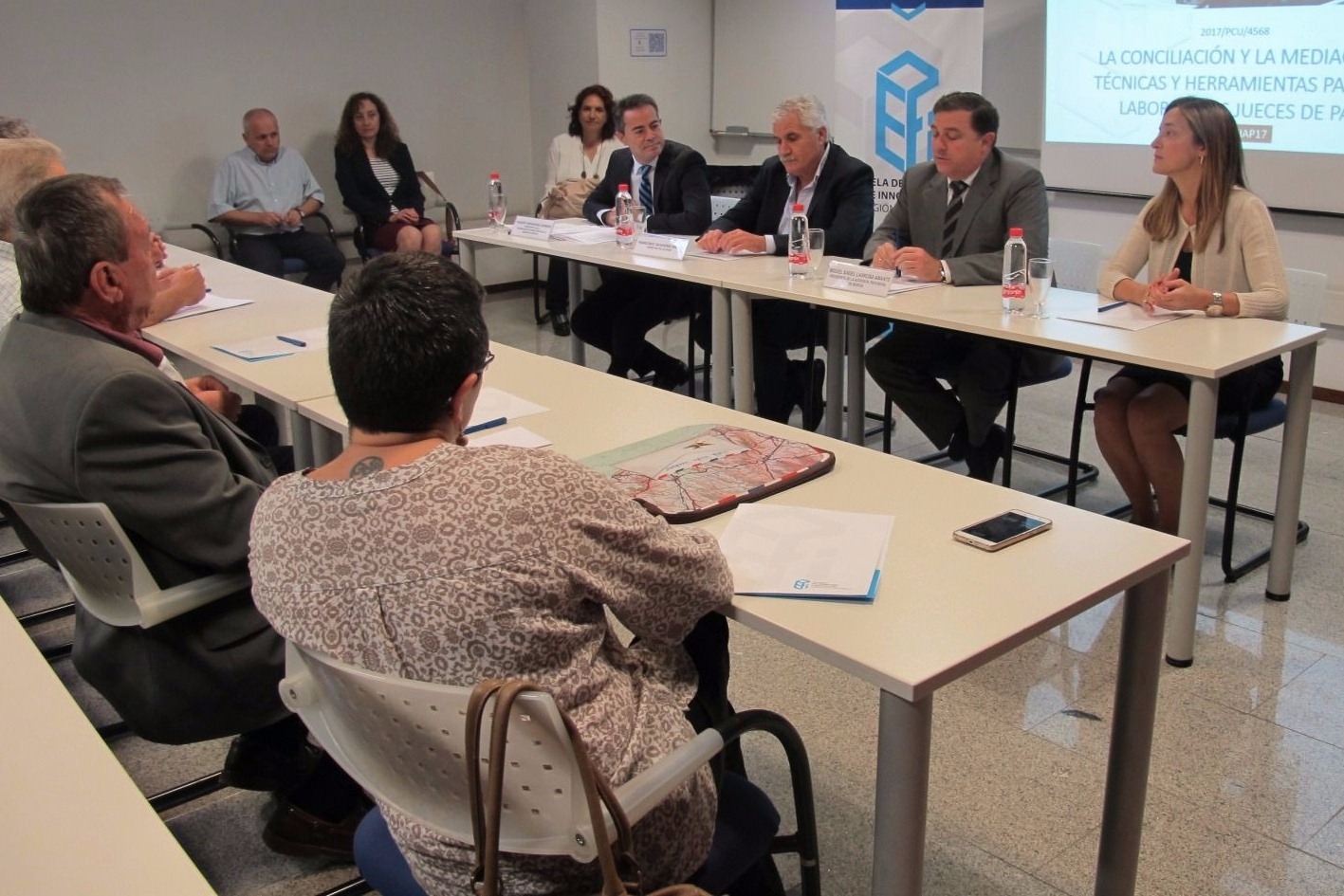 El TSJ, la Comunidad y la Federación de Municipios acercan la mediación a los jueces de Paz de la Región